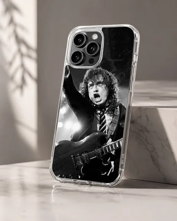 Iconic musician in black and white on phone case — Hero