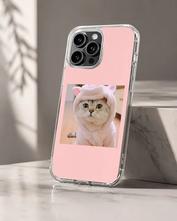 Aesthetic cat in pastel hues on phone case — Hero