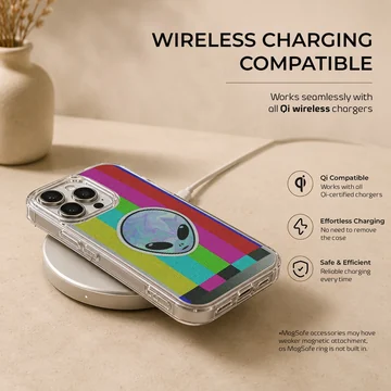 Colorful aliens cartoon design on phone case — Charging