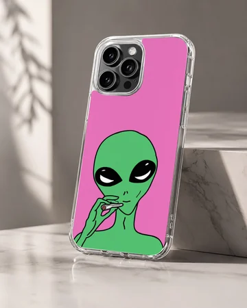 Alien cartoon design in green and pink phone case — Hero