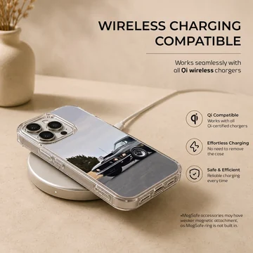 Dynamic photographic design of American muscle car on phone case — Charging