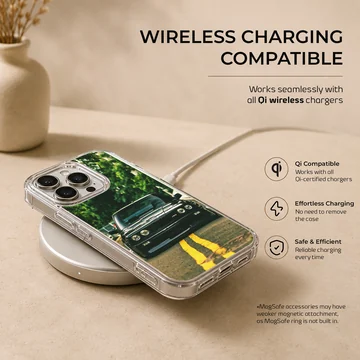 Photographic design of a BMW E30 on a phone case — Charging