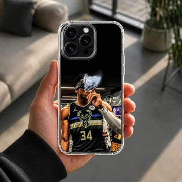 Dynamic basketball player with smoke effect, phone case — Lifestyle