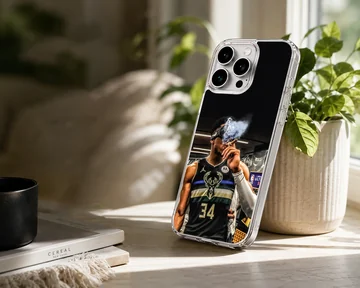 Dynamic basketball player with smoke effect, phone case — Lifestyle