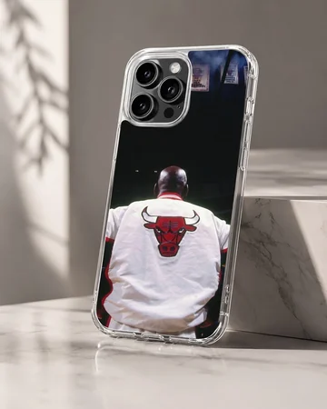 Iconic silhouette basketball design on phone case — Hero