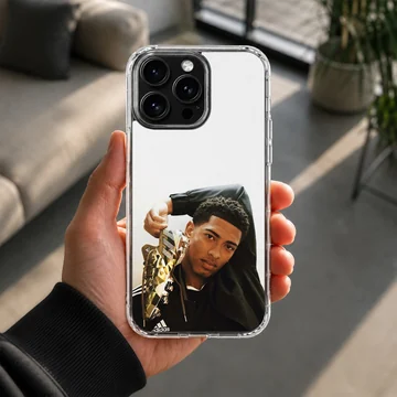 Dynamic portrait of football player Bellingham on phone case — Lifestyle