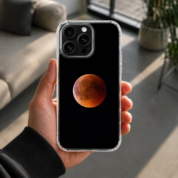 Blood moon against a dark sky printed on phone case — Lifestyle