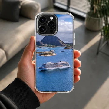 Beautiful cruise ship sailing on turquoise water with mountains in the background, phone case — Lifestyle