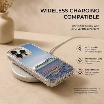 Scenic maritime view with cruise ships on the ocean phone case — Charging