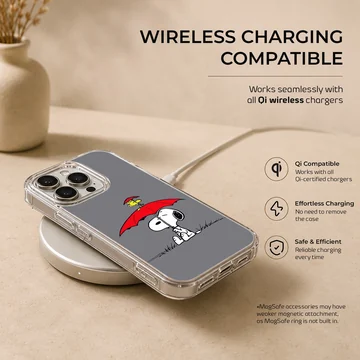 Snoopy with an umbrella cartoon phone case — Charging